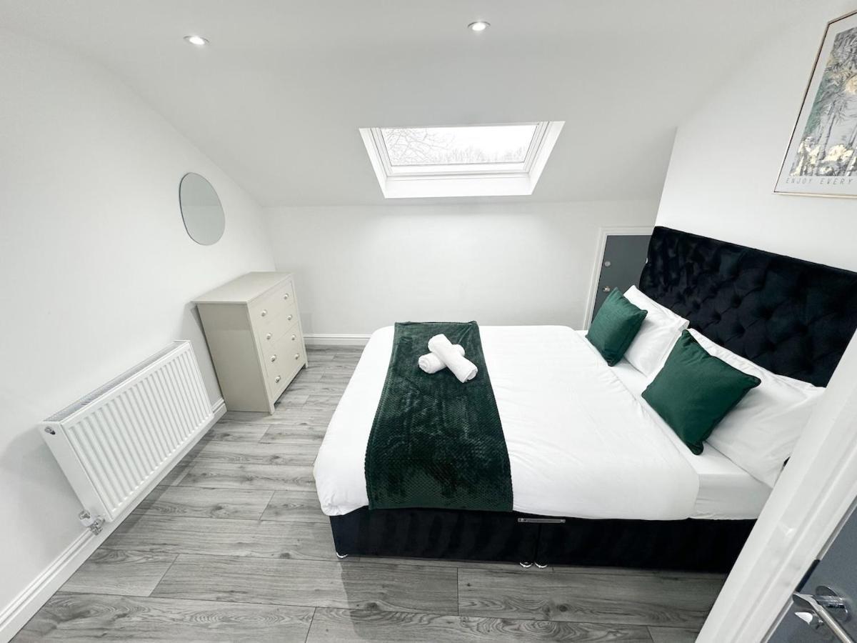 Contractors Dream, 4 Bedroom 2 Bathroom Liverpool Extérieur photo